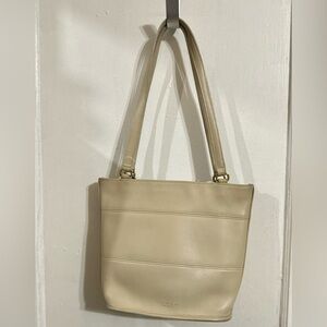 Vintage Coach Tribeca- bone